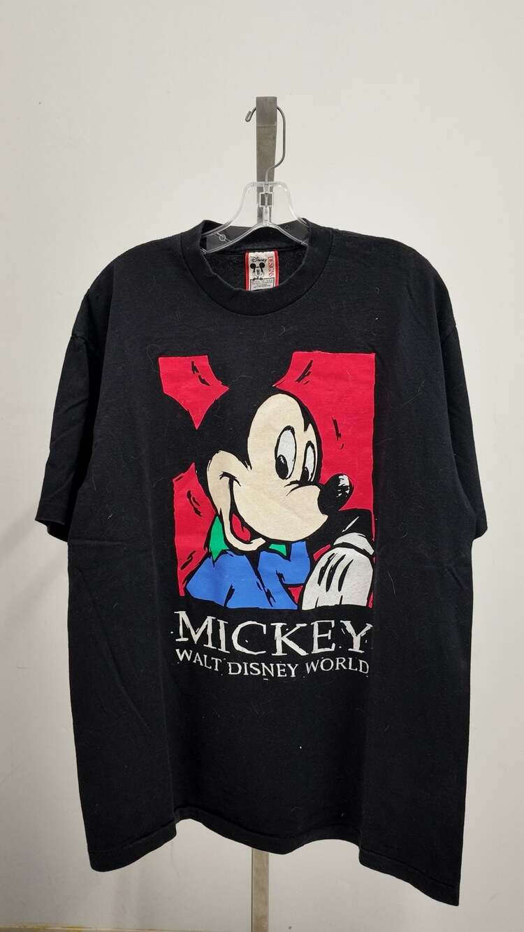 Vintage Mickey Mouse Walt Disney World T-Shirt – Disney Designs – Black (XL)
